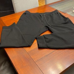 American Eagle black joggers